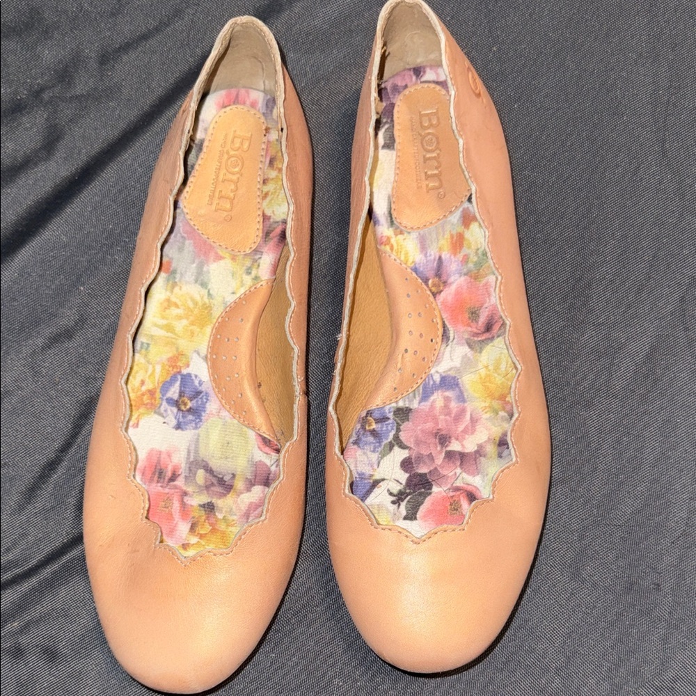 Born Women's Pink Flats